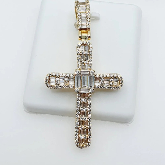 14K Gold Plated Cubic Zircon Pendant, EVBRS512 - Picture 5 of 9